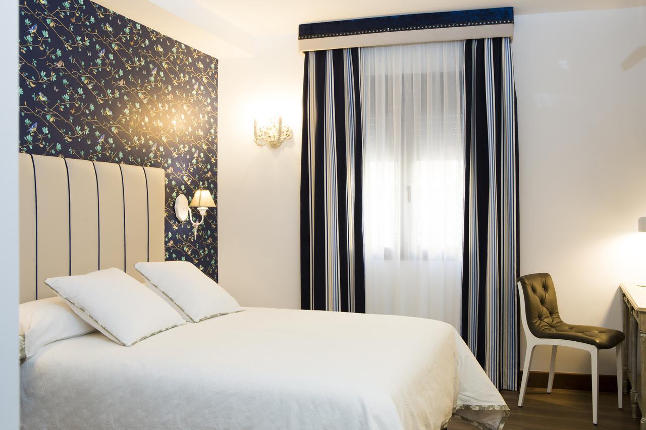 Hotel Hierbaluisa Аларкон Экстерьер фото